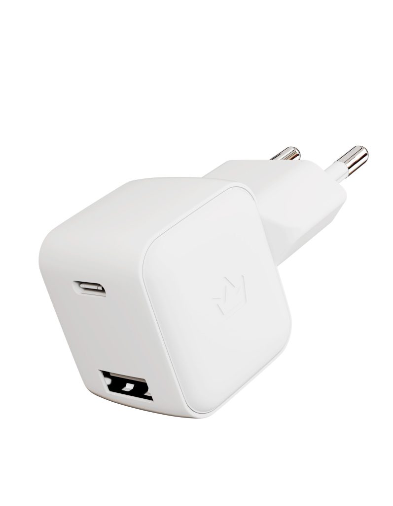 Сетевое зарядное устройство VLP 30W белый